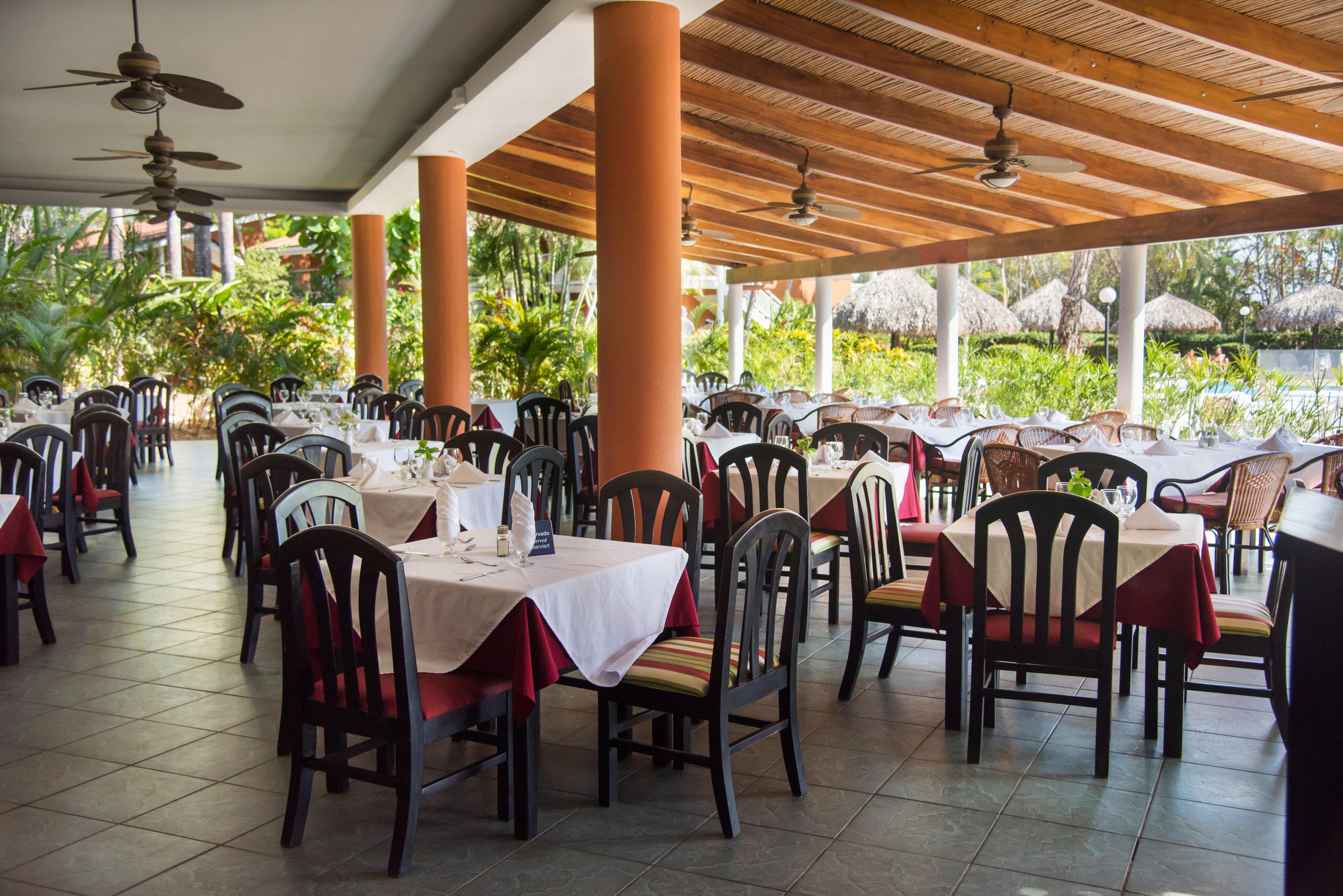 Occidental Tamarindo Hotel Exterior photo